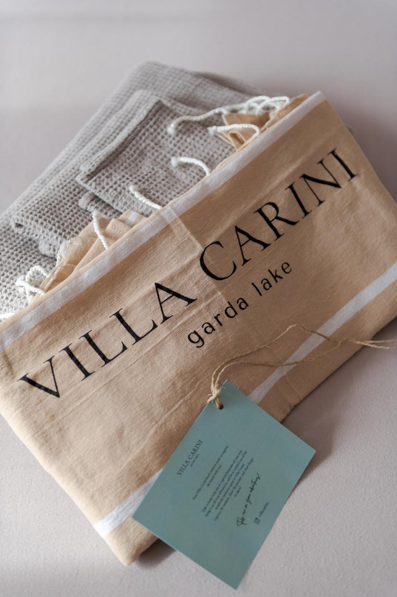 Villa Carini With 3000 Mq Garden & Heated Pool 卡斯特努沃德加尔达 外观 照片